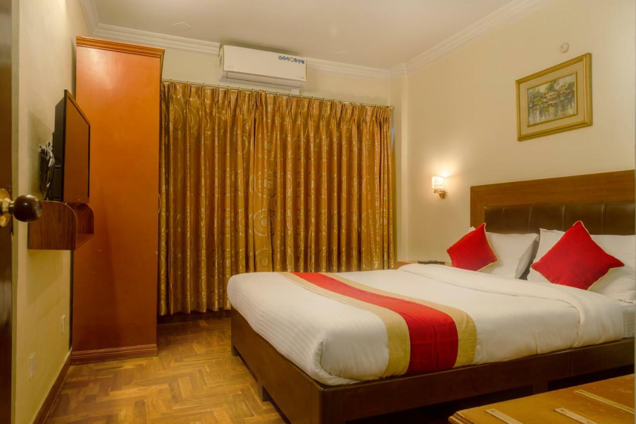 Skyline Hotel Kathmandu Esterno foto